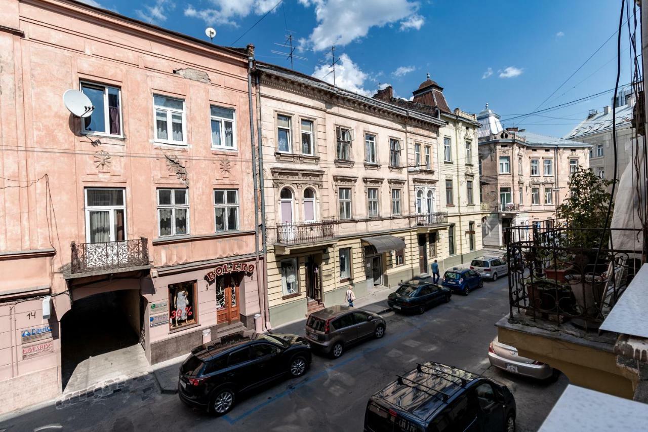Modern Apartment Lviv Eksteriør billede